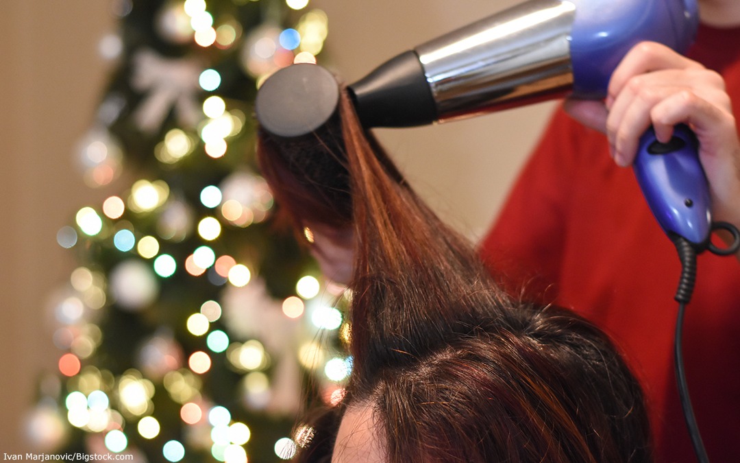 SIX Ways to Prepare Your Lawton Salon Business for the Holidays